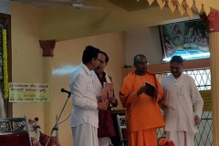 Bhajan_in_the_presence_of_Rev_Swami_Abhayanandaji1